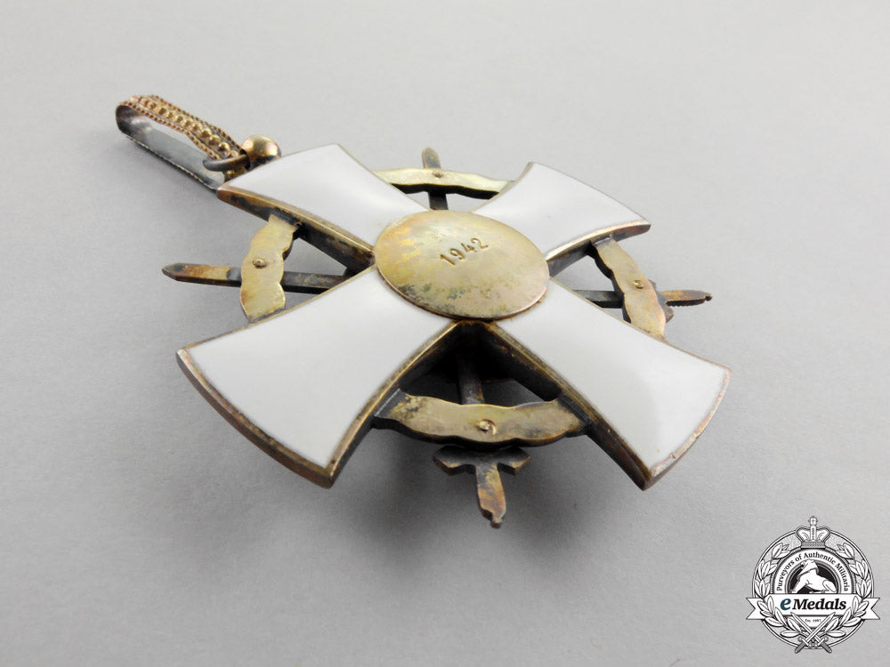 hungary._an_order_of_the_holy_crown,_grand_officer's_badge_with_war_decoration_and_swords1942_o_410_1_1