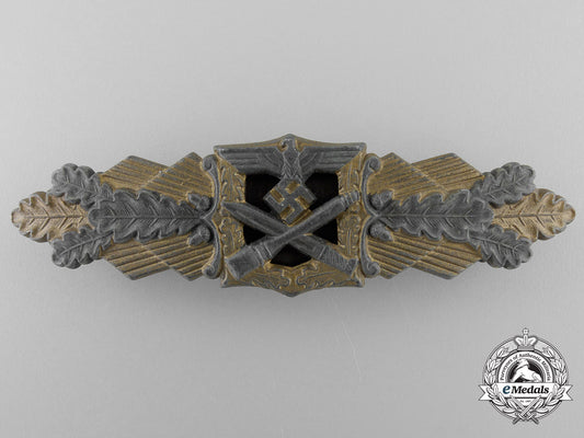 an_unusual_bronze_grade_close_combat_clasp_by_friedrich_linden,_lüdenscheid_o_459