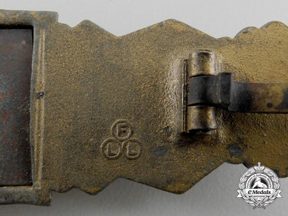 an_unusual_bronze_grade_close_combat_clasp_by_friedrich_linden,_lüdenscheid_o_462