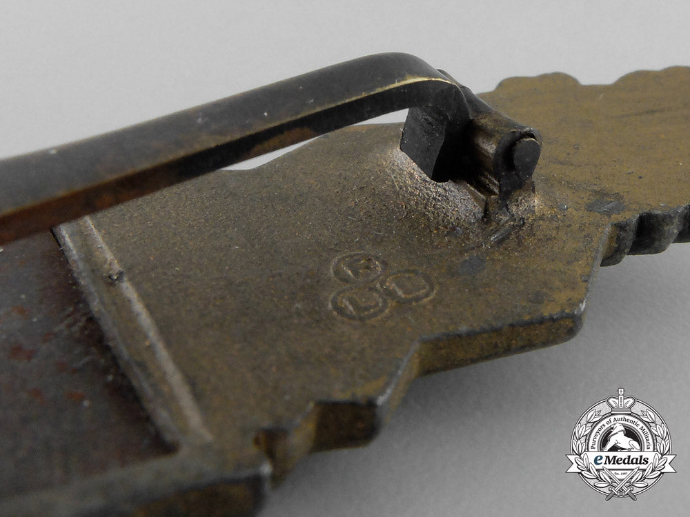 an_unusual_bronze_grade_close_combat_clasp_by_friedrich_linden,_lüdenscheid_o_466