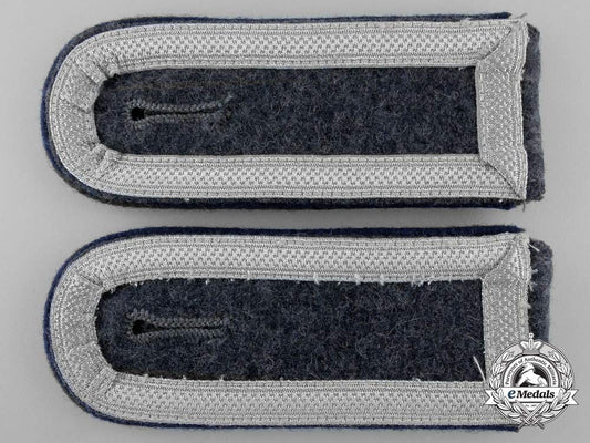 a_pair_of_luftwaffe_unteroffizier’s_shoulder_straps;_medical_units_o_483