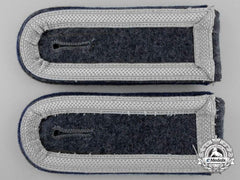 A Pair Of Luftwaffe Unteroffizier’s Shoulder Straps; Medical Units