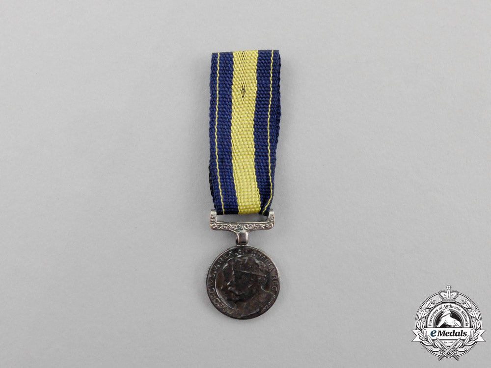 united_kingdom._a_miniature_unofficial_british_king_george_v_and_queen_mary_coronation_medal1911_o_537_1
