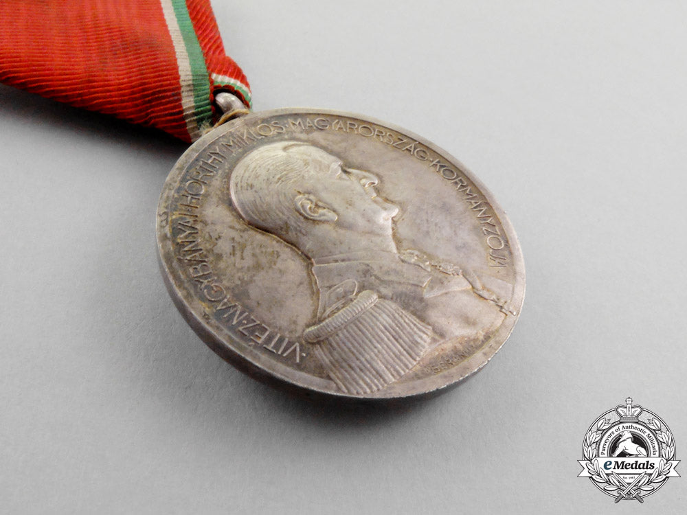 hungary._a_second_war_period_bravery_medal,_large_silver_grade_o_599