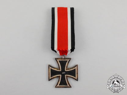 an_iron_cross1939_second_class_in_its_packet_of_issue_by_eugen_grauss_of_pforzheim_o_689_1