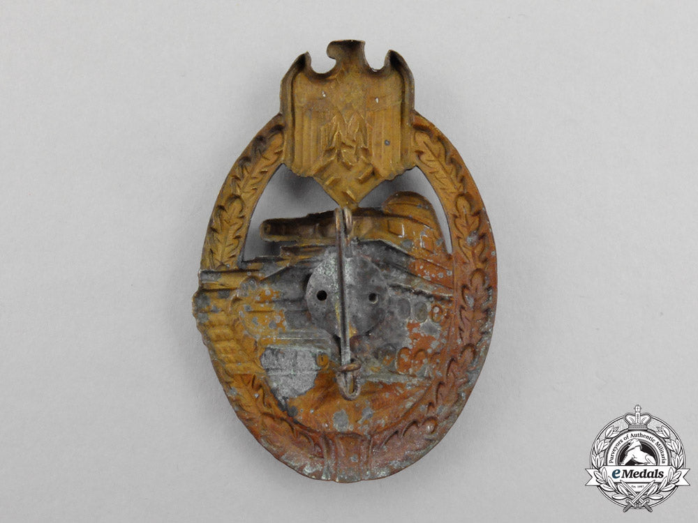 germany,_heer._an_early_field_repaired_panzer_badge,_bronze_grade_o_701_1