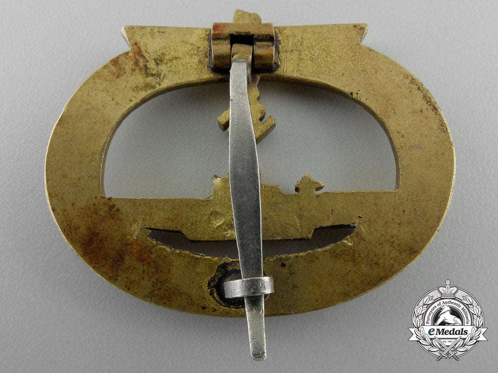 a_kriegsmarine_submarine_badge,_unmarked_schwerin_o_718