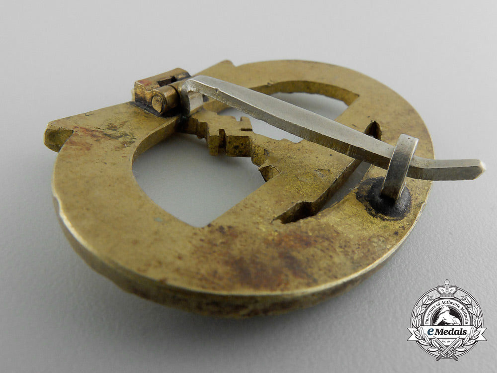 a_kriegsmarine_submarine_badge,_unmarked_schwerin_o_720