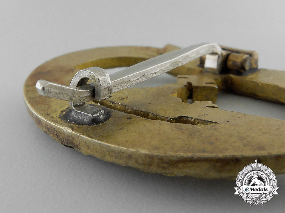 a_kriegsmarine_submarine_badge,_unmarked_schwerin_o_721