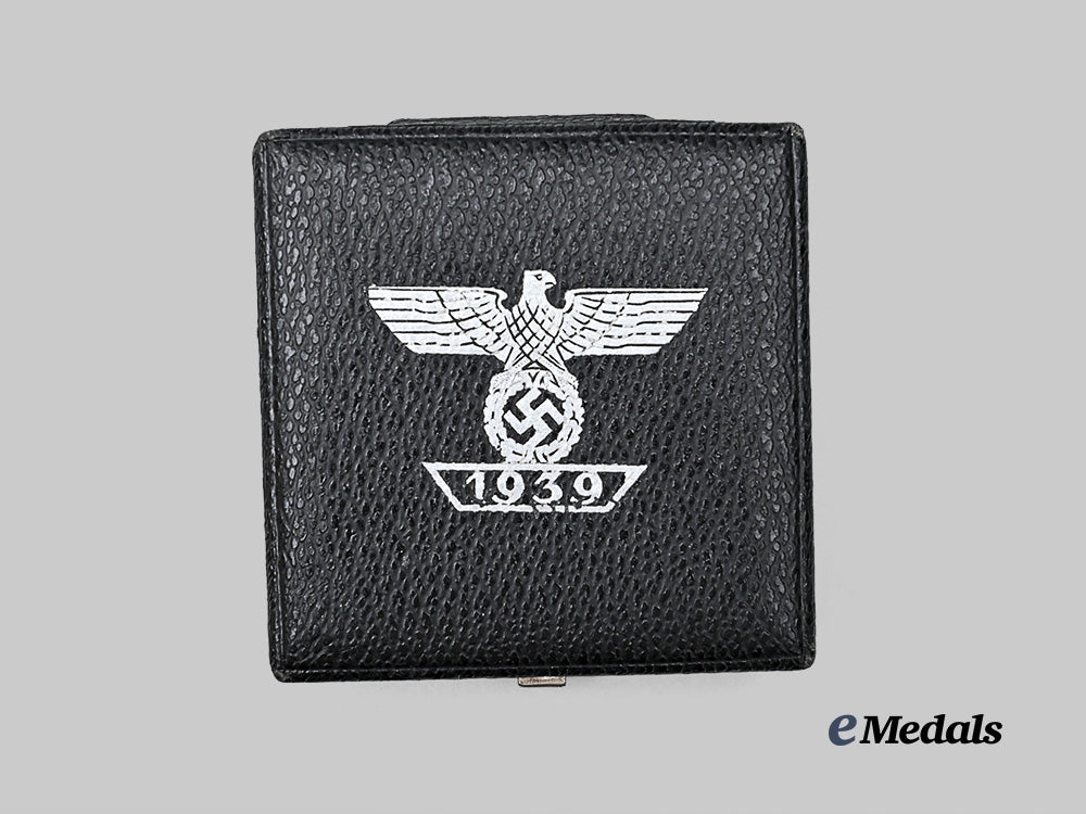 germany,_wehrmacht._a_mint1939_clasp_to_the_iron_cross_i_class,_with_case,_type_a_by_b._h._mayer_e_medals__g61758_2