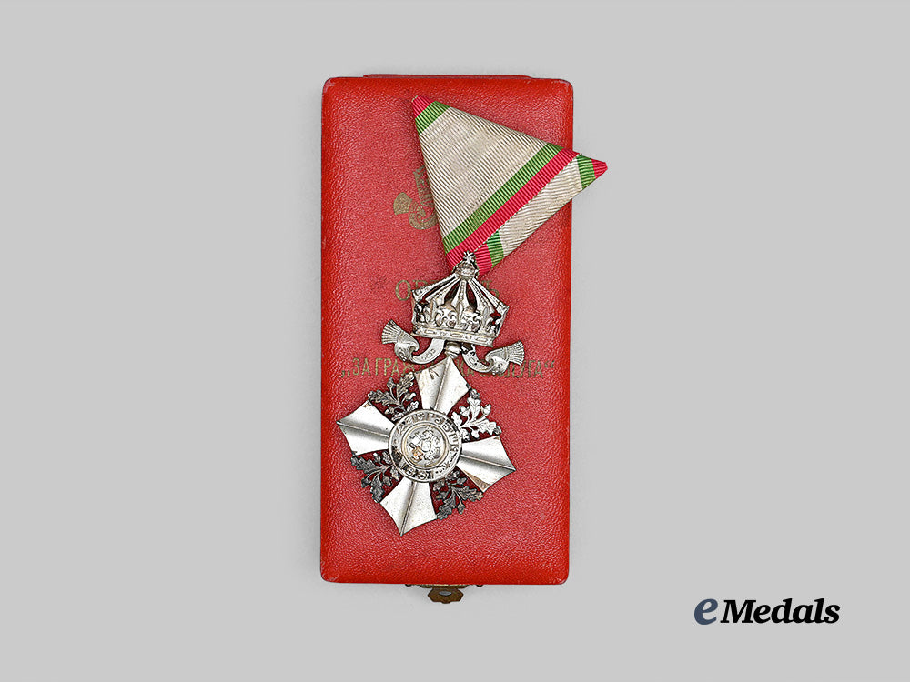 bulgaria,_kingdom._an_order_of_civil_merit,_v_i_class_silver_cross_with_case_e_medals__m0625-108_4