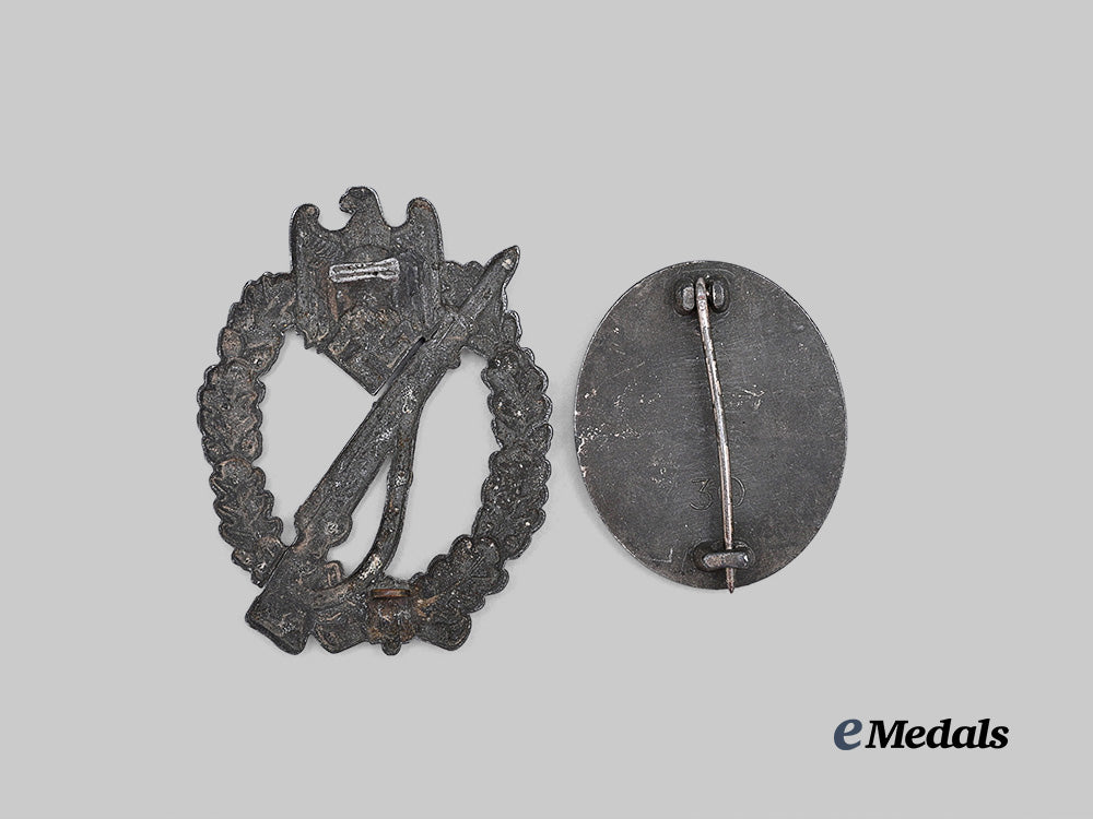 germany,_wehrmacht._a_pair_of_badges_for_combat_service_e_medals__g62829_3