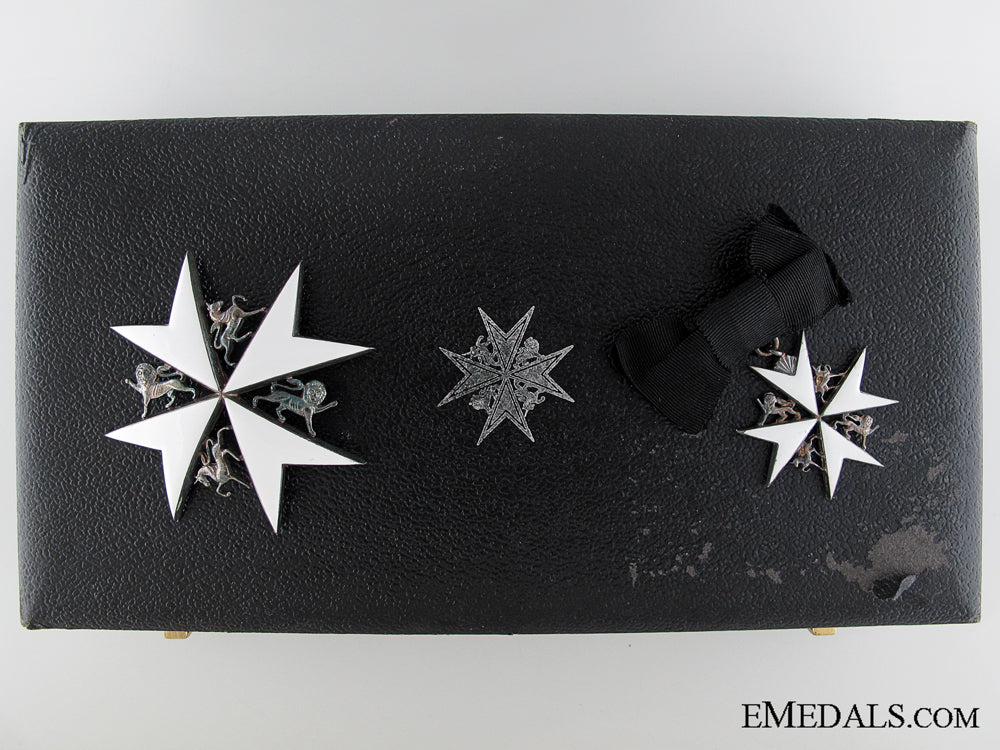 united_kingdom._an_order_of_st._john_dame_of_grace_star_and_badge_order_of_st._joh_52f51daaadd31_1