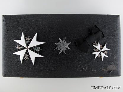 united_kingdom._an_order_of_st._john_dame_of_grace_star_and_badge_order_of_st._joh_52f51daaadd31_1