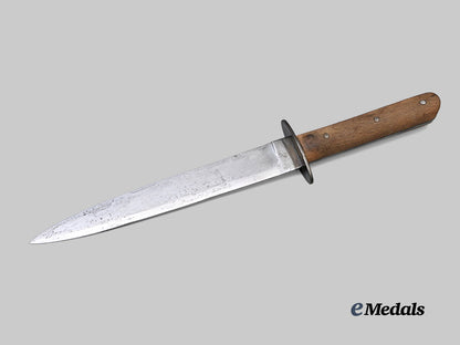 austria,_empire._an_m17_austro-_hungarian_trench_knife_with_steel_scabbard&_belt_loop_e_medals__e_u24937_5