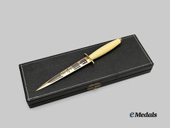 United States. A Victory in the Pacific Commemorative Special Air Service Commandos Dagger