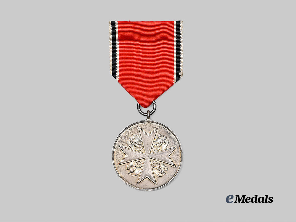 germany,_third_reich._an_order_of_the_german_eagle,_silver_merit_medal,_by_the_prussian_mint_e_medals__g61787_2
