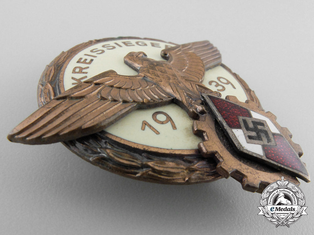 a_victors_badge_in_the_national_trade_competition_by_h._aurich_p_030