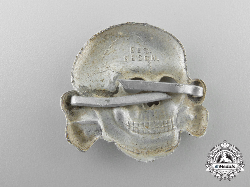 a_rare_aluminum_ss_cap_skull_by_assmann_p_077