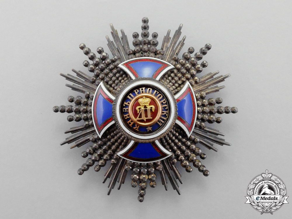 montenegro._an_order_of_danilo,1_st_class_breast_star,2_nd_model(1861-1918)_by_v.mayer,_wein_p_096_1