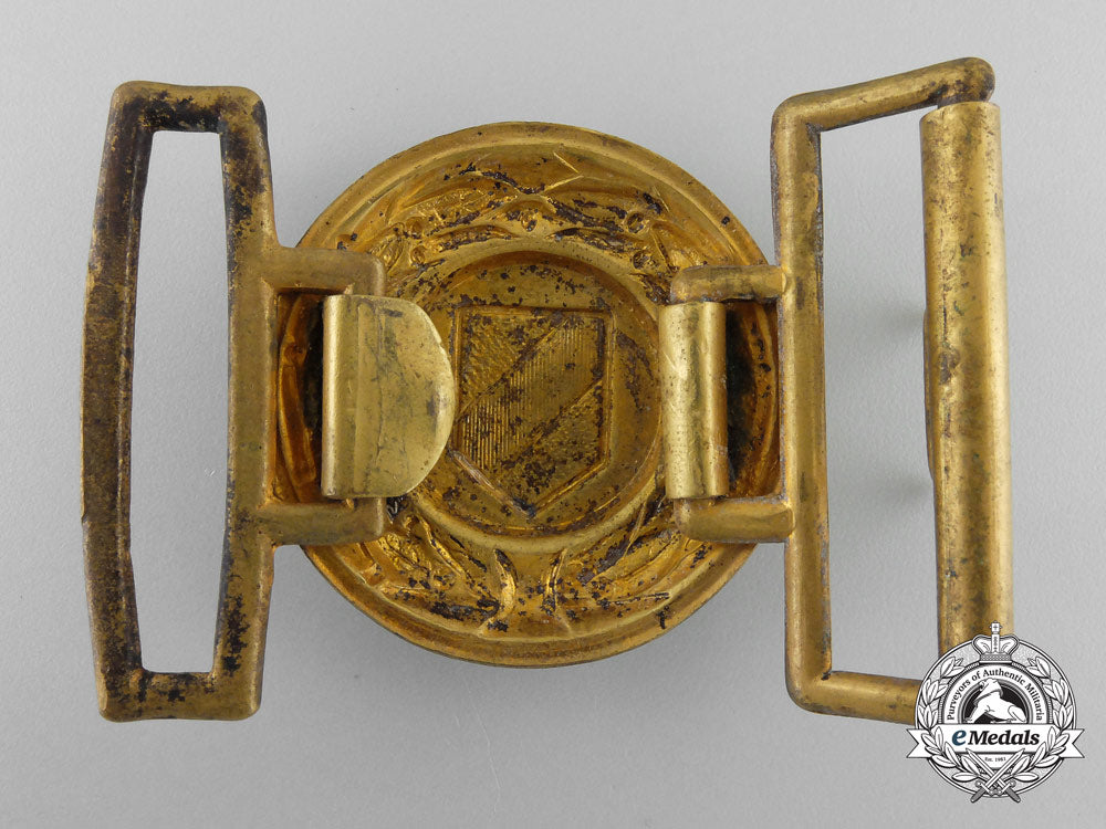 a_baden_fire_defence_service_officer's_belt_buckle;_published_example_p_105