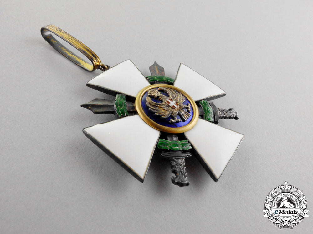 italy._an_order_of_the_roman_eagle,3_rd_class,_commander_with_swords,_military_division,_type_i(1942-1943)_p_108_3