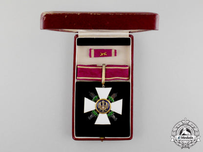 italy._an_order_of_the_roman_eagle,3_rd_class,_commander_with_swords,_military_division,_type_i(1942-1943)_p_112_3