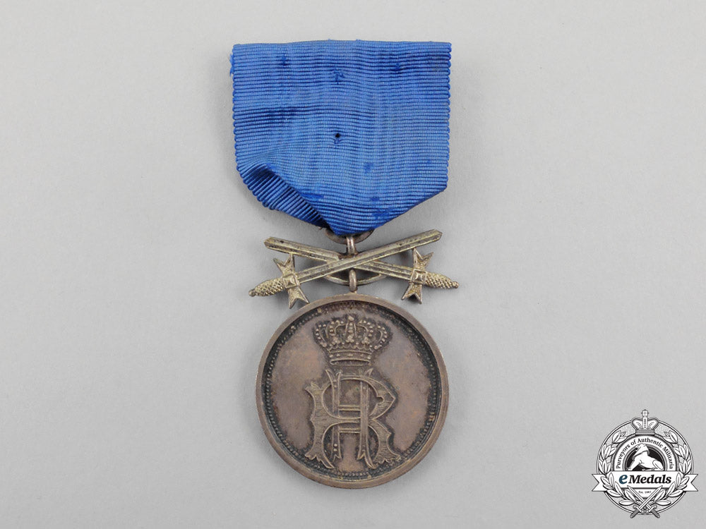 reuß._a1909-1918_silver_merit_medal_with_swords_to_the_princly_honour_cross_p_117_1