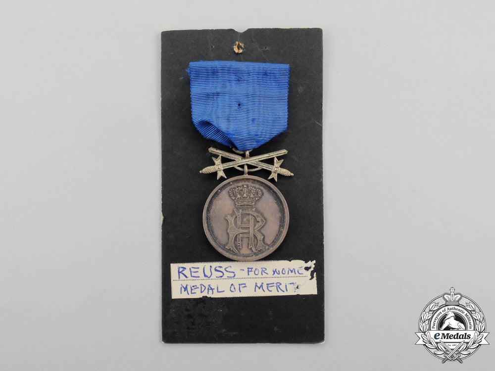 reuß._a1909-1918_silver_merit_medal_with_swords_to_the_princly_honour_cross_p_122_1