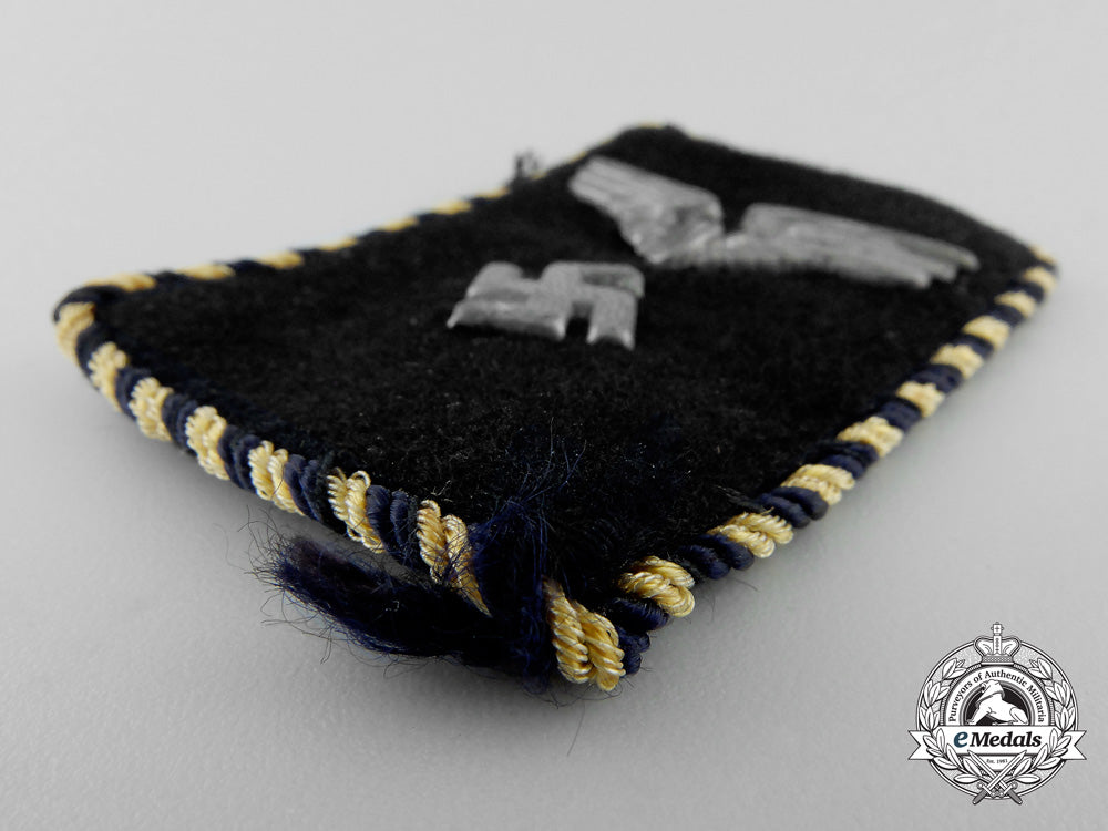 a_german_railway(_reichsbahn)_pay_official's_collar_tab_p_123