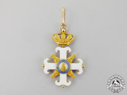 an_order_of_san_marino,_commander_in_gold,_civil_division,_type_i_p_124_2_1_1