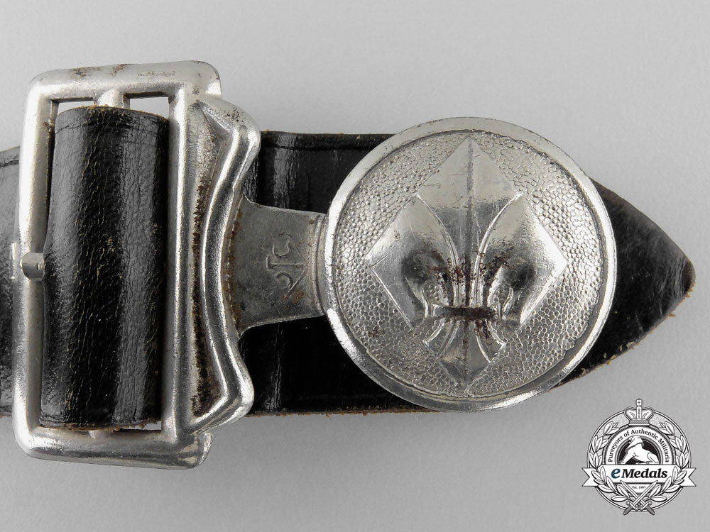 a_german_boy_scouts(_pfadfinderbund)_belt_with_buckle;_published_example_p_162