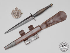Canada. Memorial Bar &  Fairbairn-Sykes Fighting Knife To The Royal Winnipeg Rifles