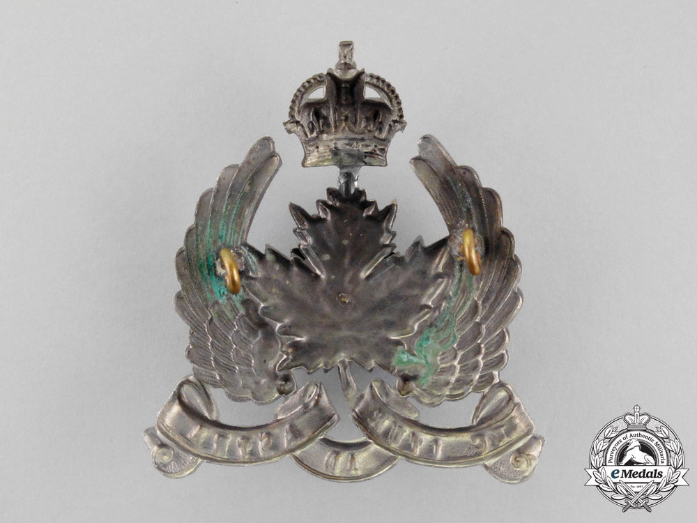 canada._an_early1920'_s_canadian_air_force(_caf)_field_service_cap_badge_p_267_2_1