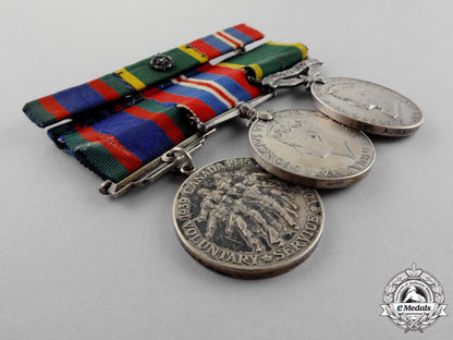 canada._a_second_war_group_to_sergeant_j.m.a._barrette,_le_régiment_de_québec(_mitrailleuses)_p_275_2_1_1_1