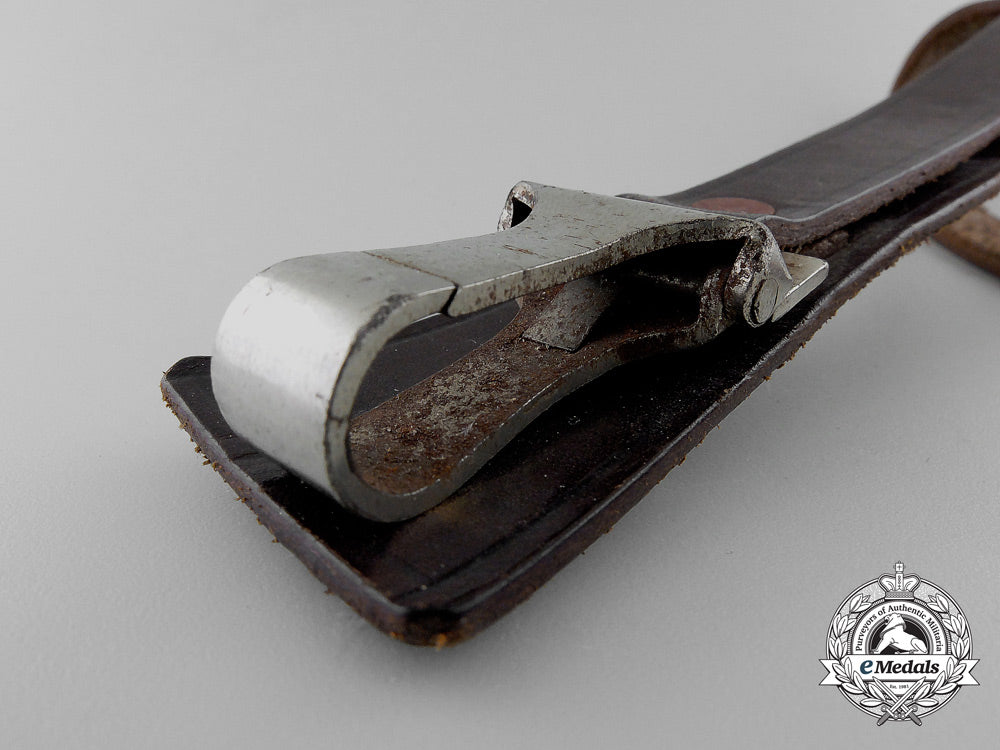 a_set_of_second_war_leather_german_army_suspenders_p_283