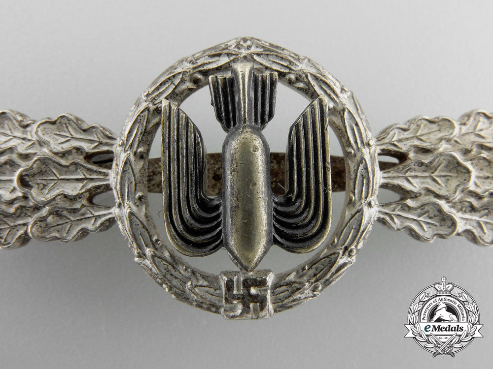 an_early_luftwaffe_squadron_clasp_for_bomber_pilots;_silver_grade_by_osang_p_477