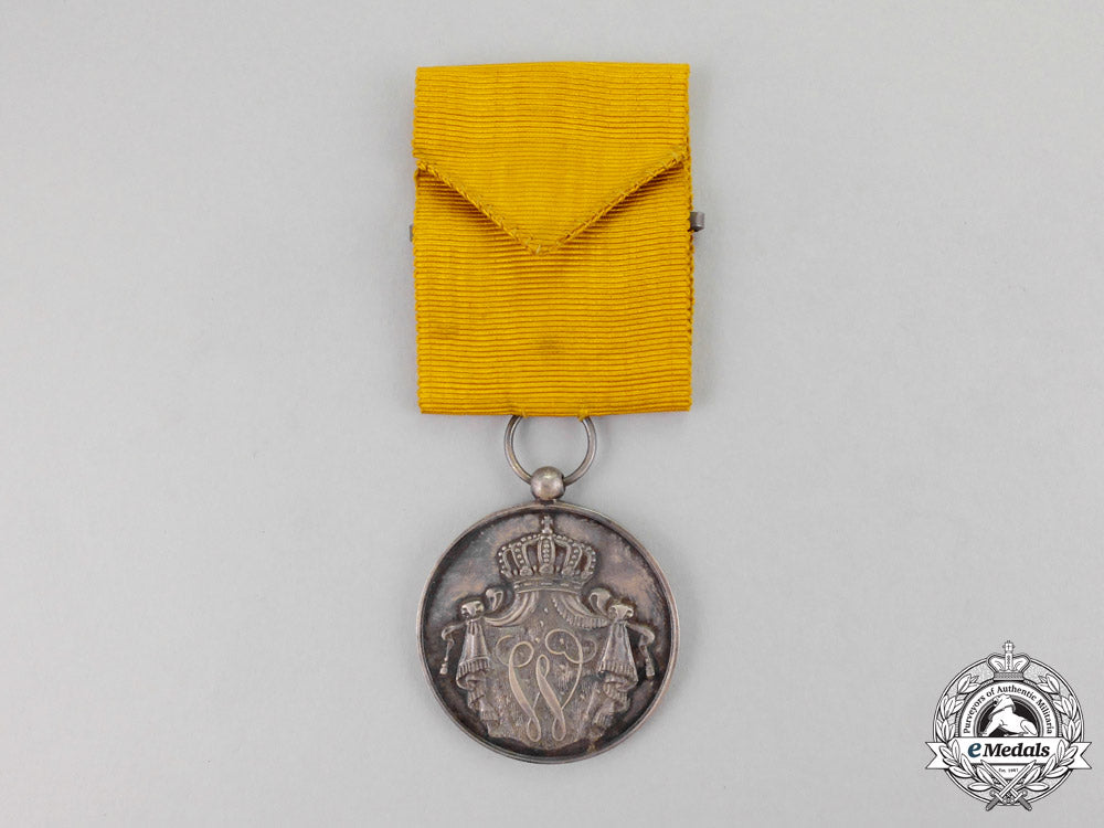 netherlands._an_army_long_service_medal,_silver_grade_for_twenty-_four_years'_service_p_510_1