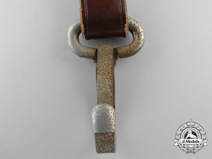 a_german_brown_leather_shoulder_strap_p_925