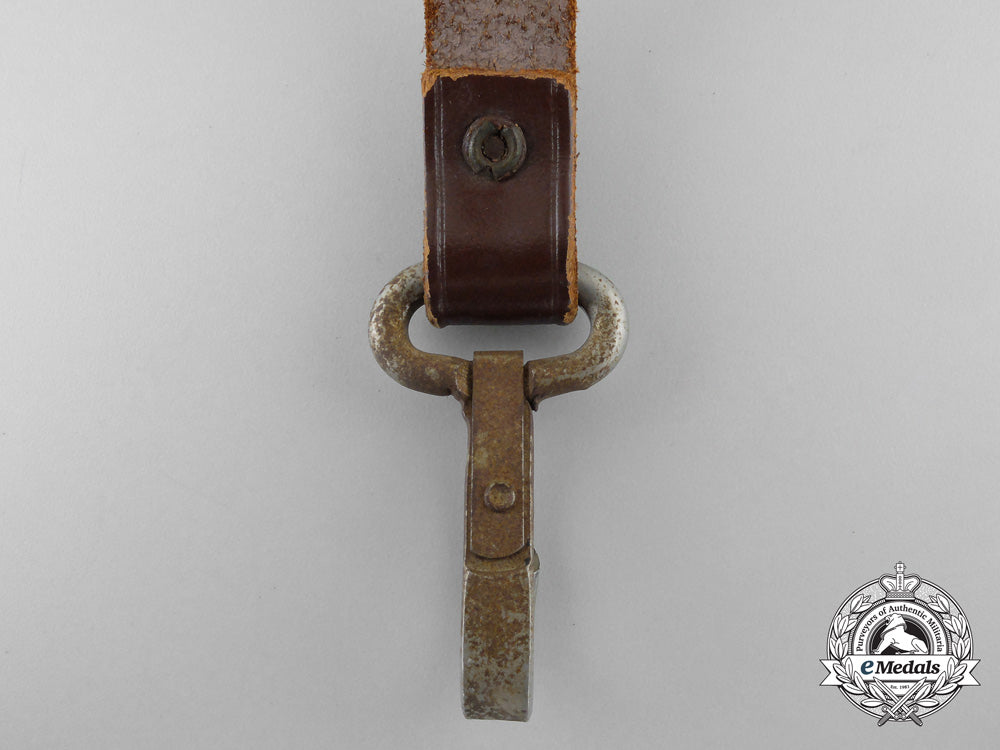 a_german_brown_leather_shoulder_strap_p_926