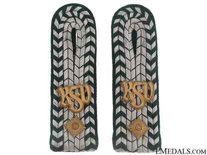 pair_of_shoulder_boards-_customs_officer_pair_of_shoulder_509522b5027df