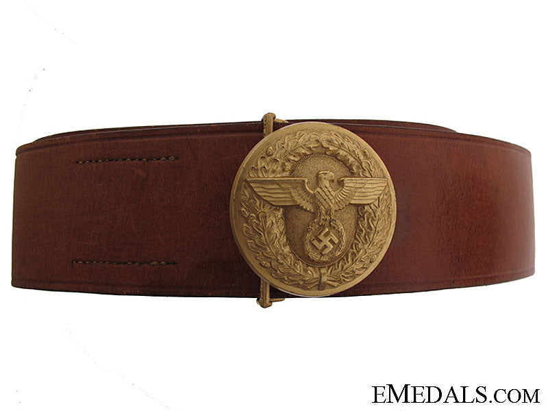 political_leader’s_round_buckle_and_belt_political_leader_51a62a3c9e04e