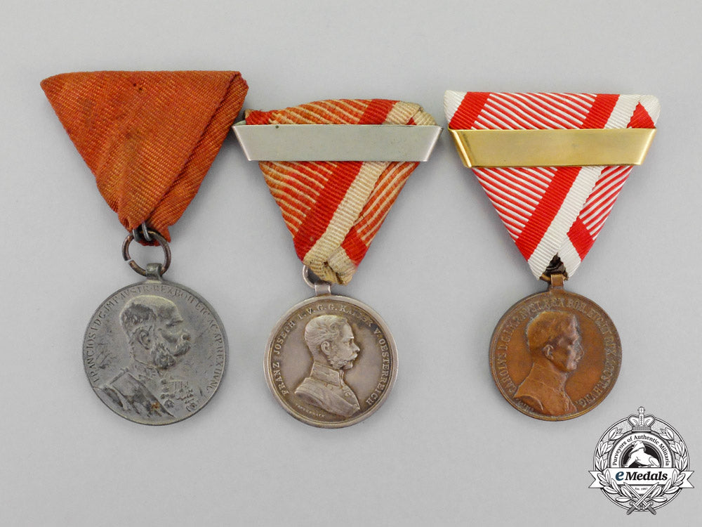 austria,_imperial._three_austrian_bravery&_commemorative_medals,_c.1898-1914_q_058_1