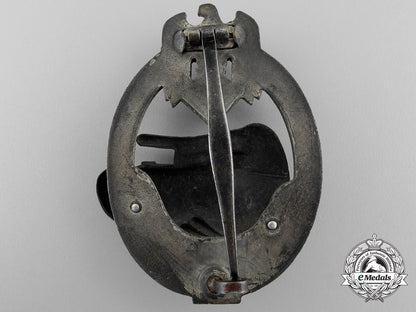 a_silver_grade_tank_assault_badge;_for_twenty-_five_engagements_q_241