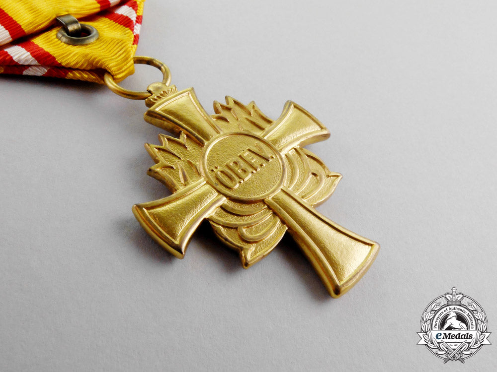 austria,_second_republic._two_fire_brigade_association_medals_for_distinguished_services_q_279