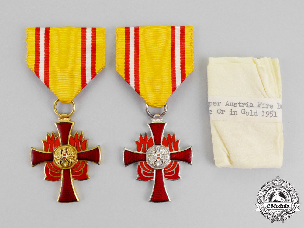 austria,_second_republic._two_fire_brigade_association_medals_for_distinguished_services_q_282_1