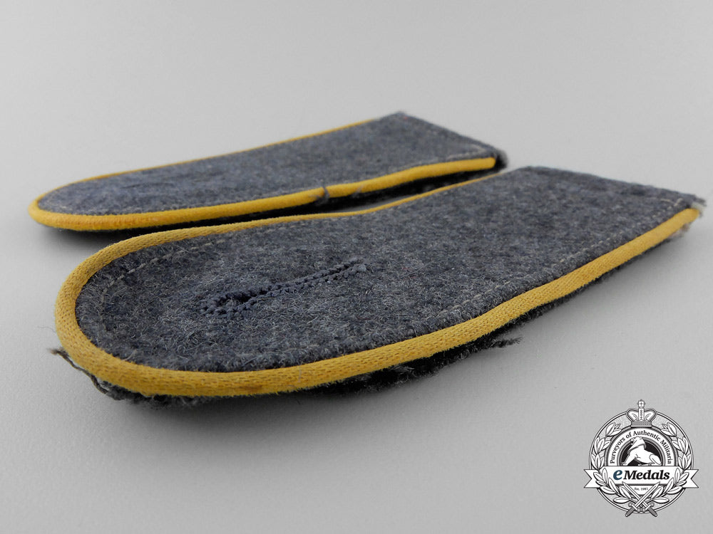 a_set_of_luftwaffef_flight_em_shoulder_straps_q_420