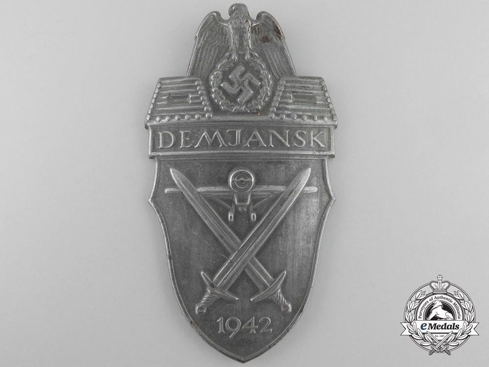 a_demjansk_campaign_shield_q_708
