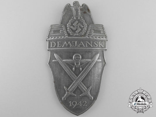 a_demjansk_campaign_shield_q_708