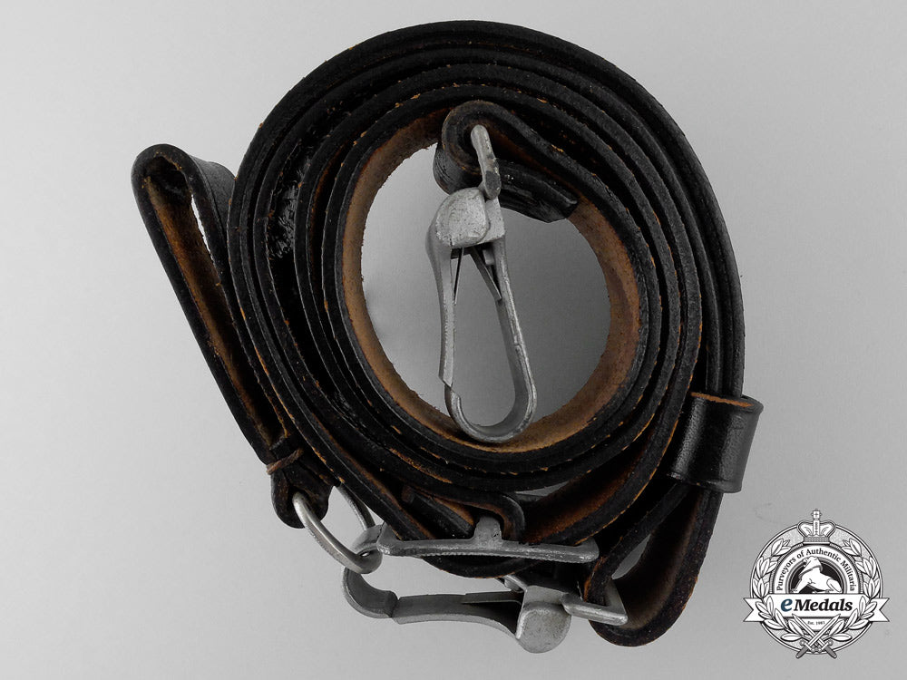 a_leather_shoulder_strap_by_f.w._assmann&_söhne_to888_croupon_q_779_1